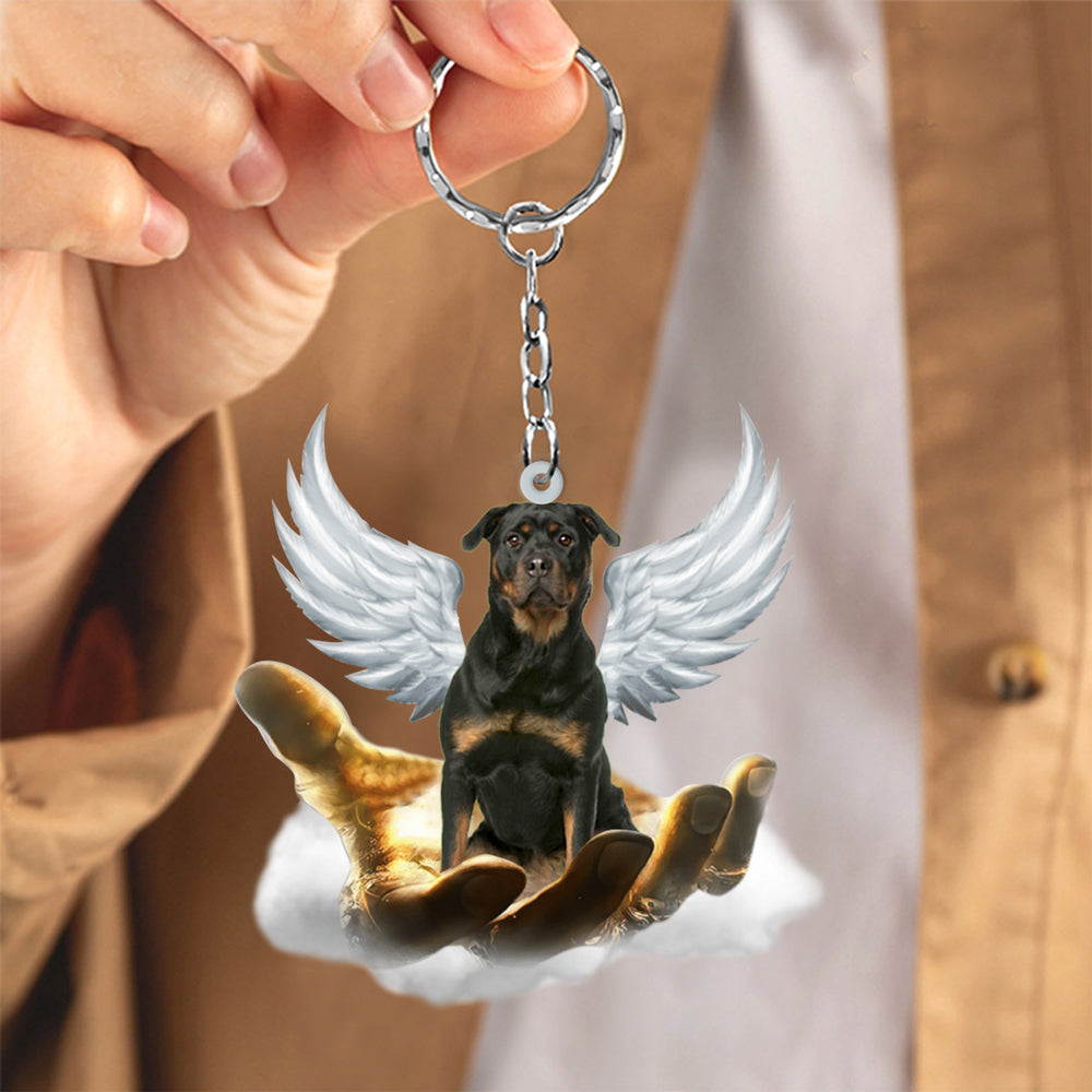 Rottweiler 2 On The Hands Of Jesus Key chain