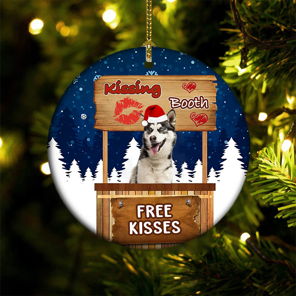 Siberian Husky Kissing Booth Christmas Ornament (porcelain)